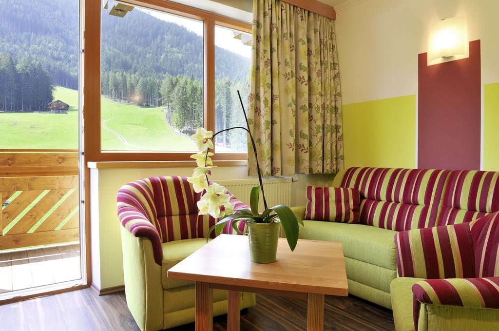 Familienhotel Moos-Alm Lienz Exterior foto